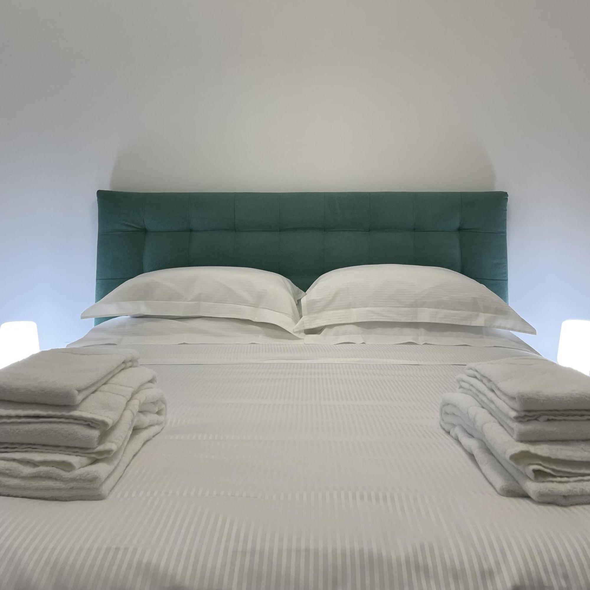 Mila By The Blue Twins Apartments Milano Екстериор снимка